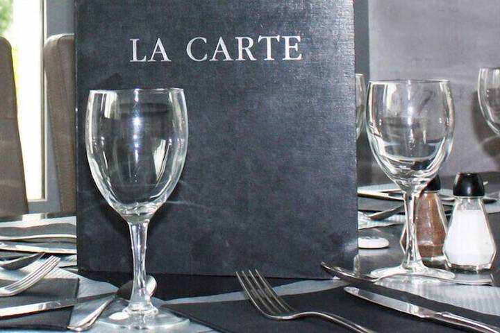 Dining 22 of 33