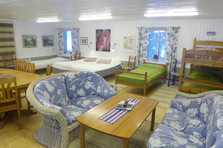 Room 8 of 73