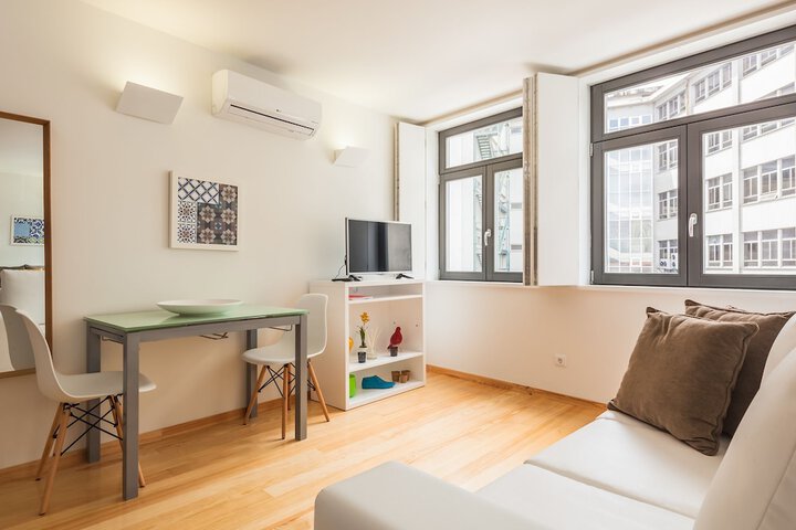 Room 44 of 74