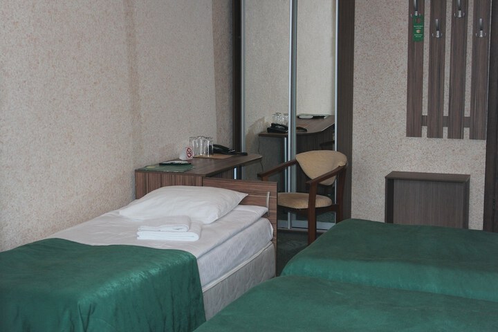 Room 15 of 40