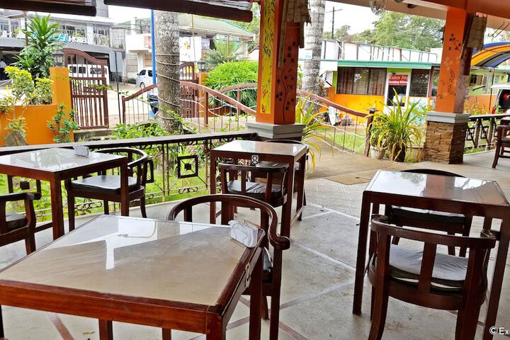 Dining Photos