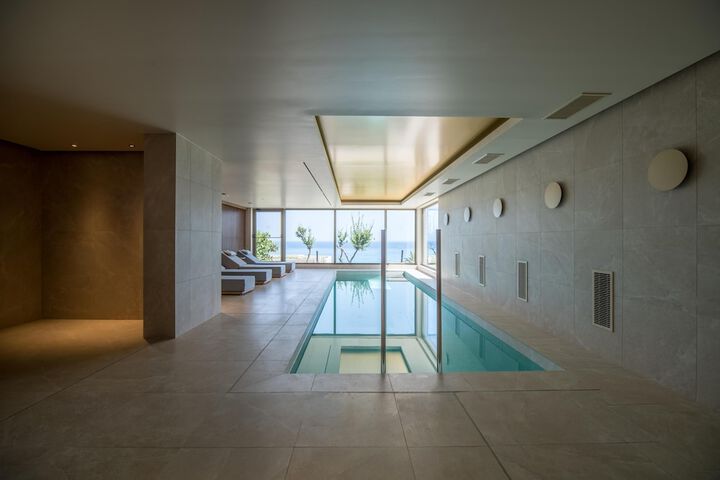 Pool 210 of 332