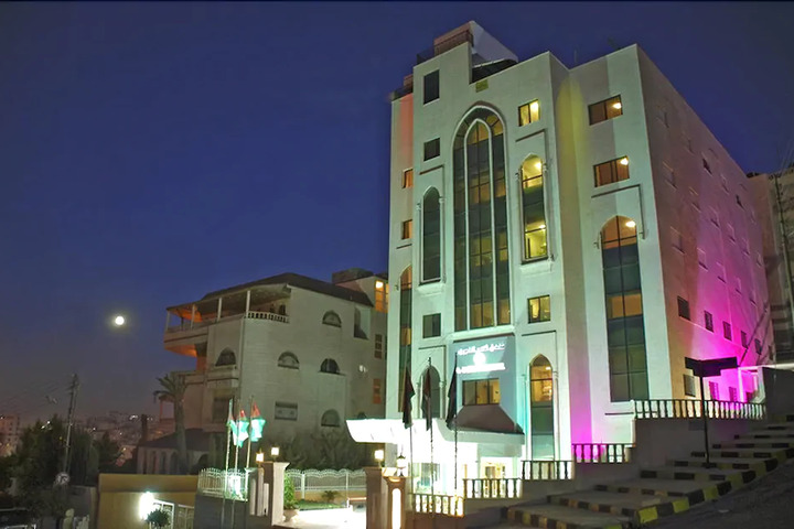 Al-Nayrouz Palace Hotel