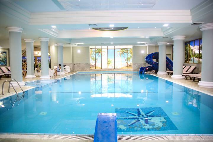 Pool 17 of 38