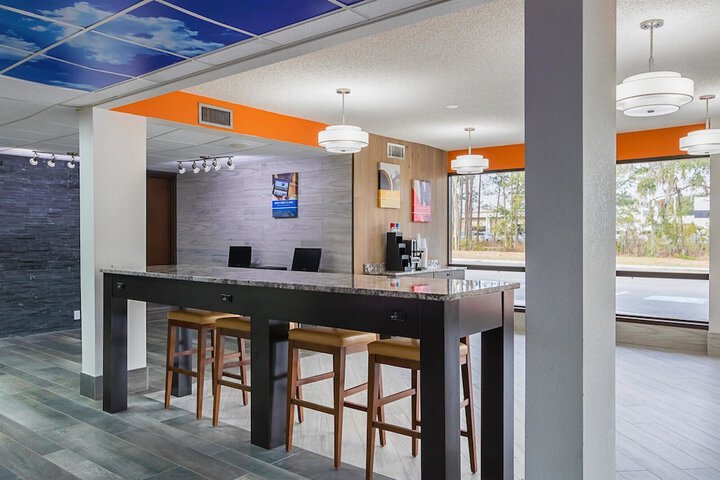 Lobby Entry