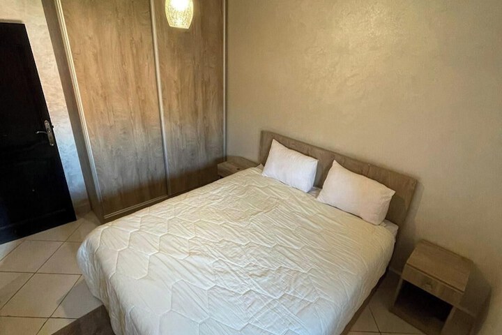 Room 3 of 18