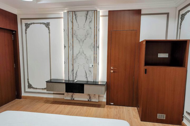 Room 53 of 115