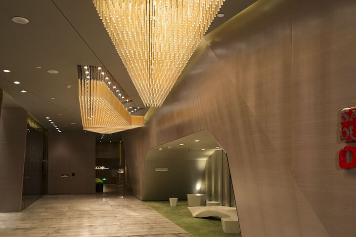 Ballroom/Hall 47 of 55