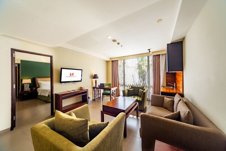 Room 8 of 41