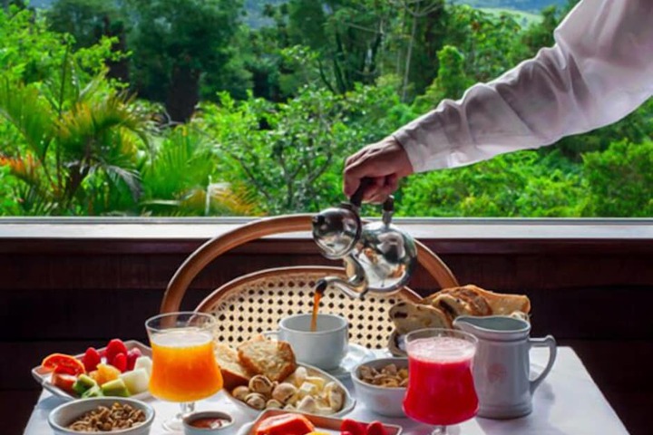 Breakfast/Coffee Service 14 of 24