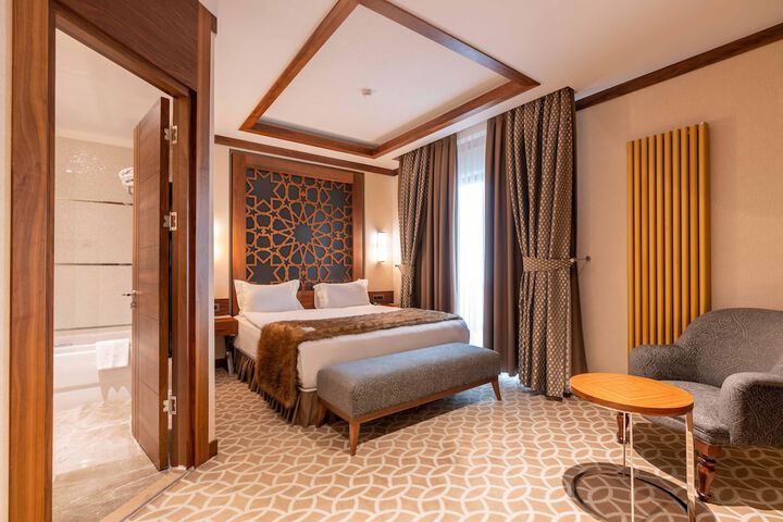Room 46 of 175