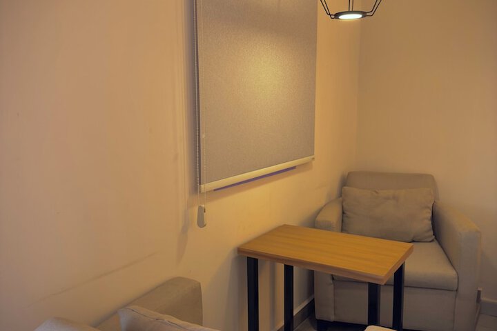Room 37 of 87