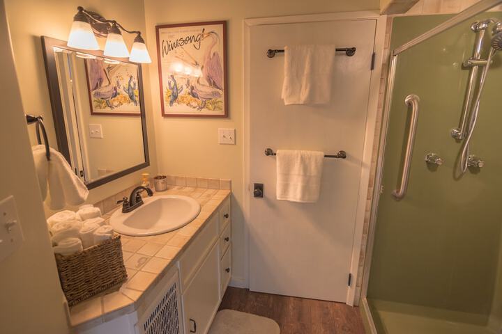 Room 9 of 21