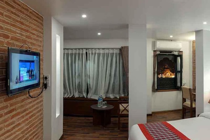Room 18 of 29