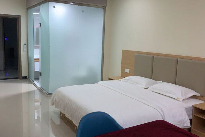 Runjing Business Hotel