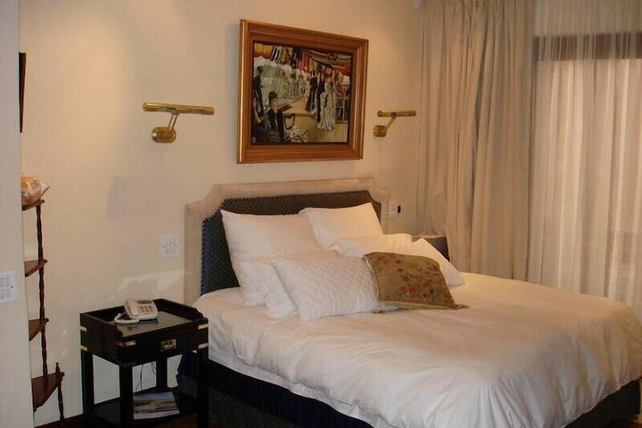 Room 16 of 30