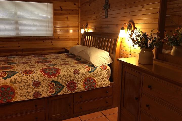 Room 6 of 47