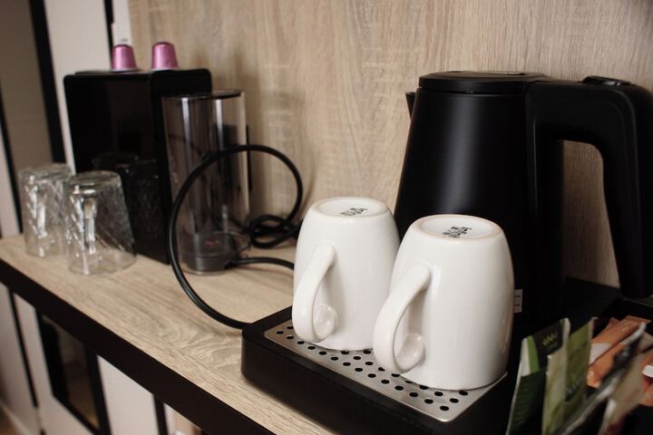 Breakfast/Coffee Service 72 of 94