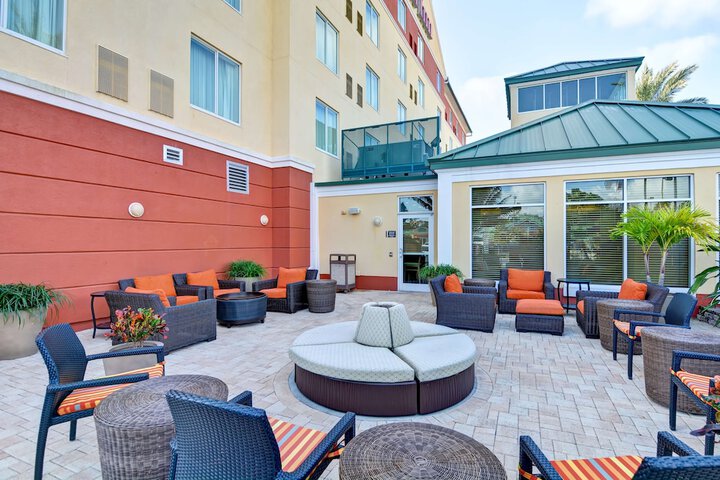 Terrace/Patio 40 of 43