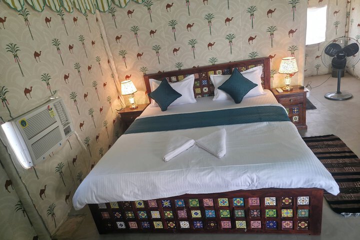 Room 2 of 42