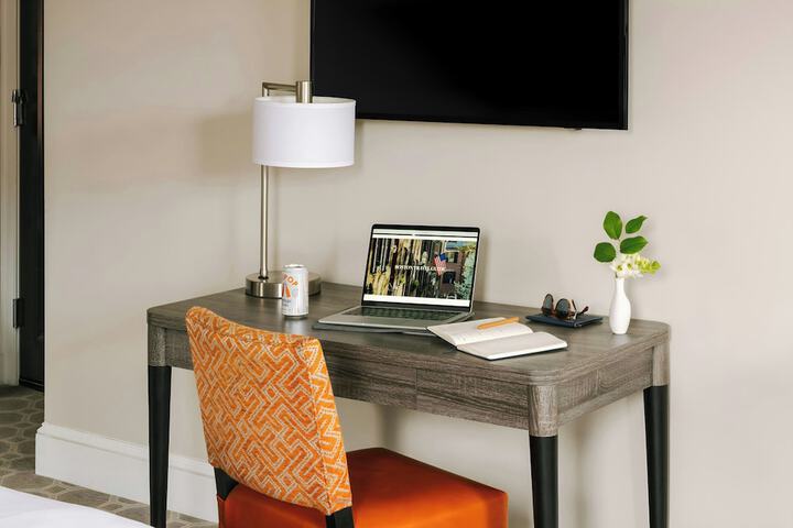 Room 20 of 57