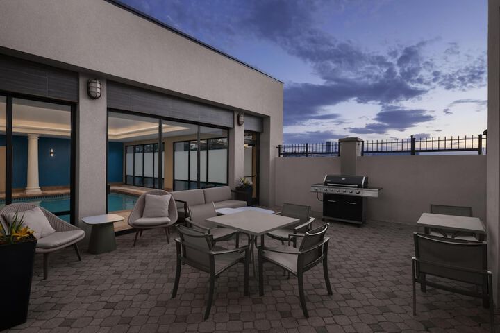 Terrace/Patio 42 of 43