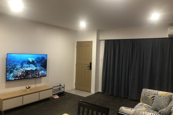 Room 28 of 49