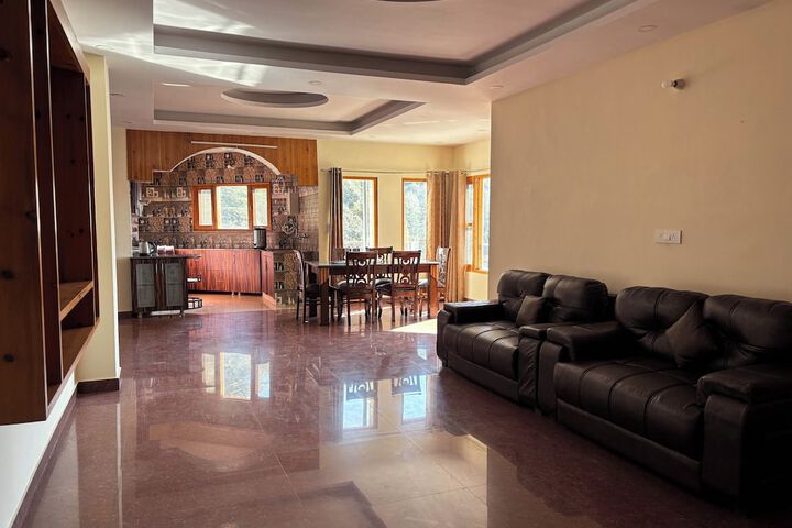 Room 9 of 19