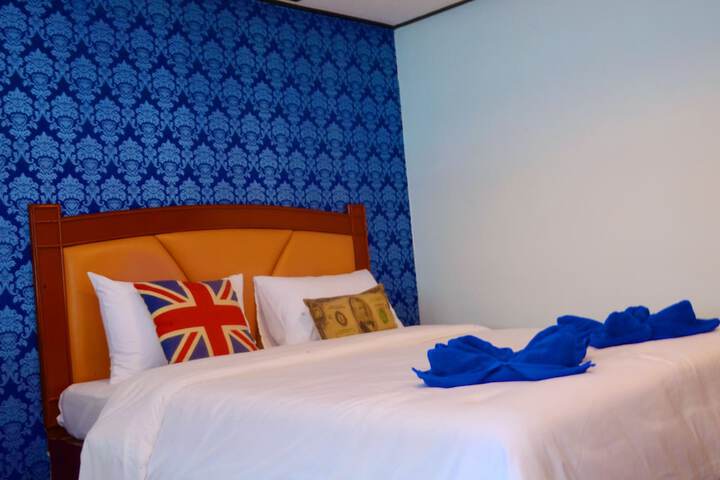 Room 17 of 70