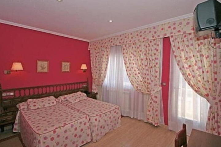 Room 15 of 55