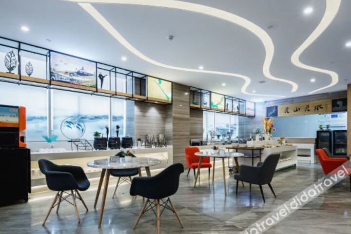 Hotel Interior 11 of 26