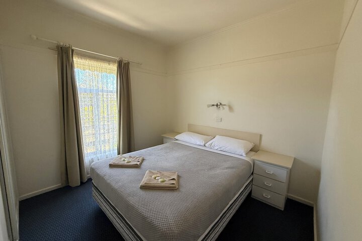 Room 19 of 64