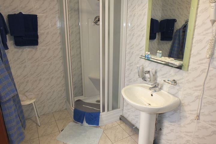 Room 42 of 55