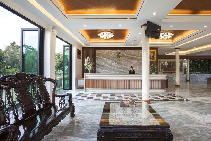 Hotel Interior 4 of 66