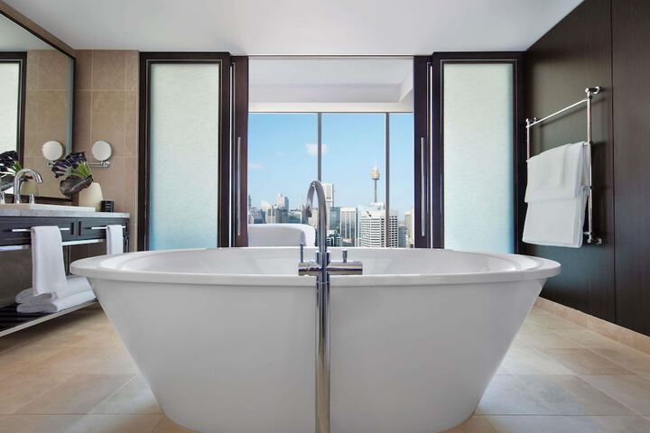 Room 51 of 172