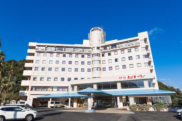 Exterior of HOTEL SEASONS NICHINAN