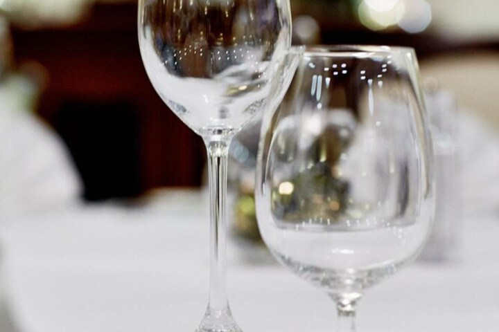 Dining 33 of 41