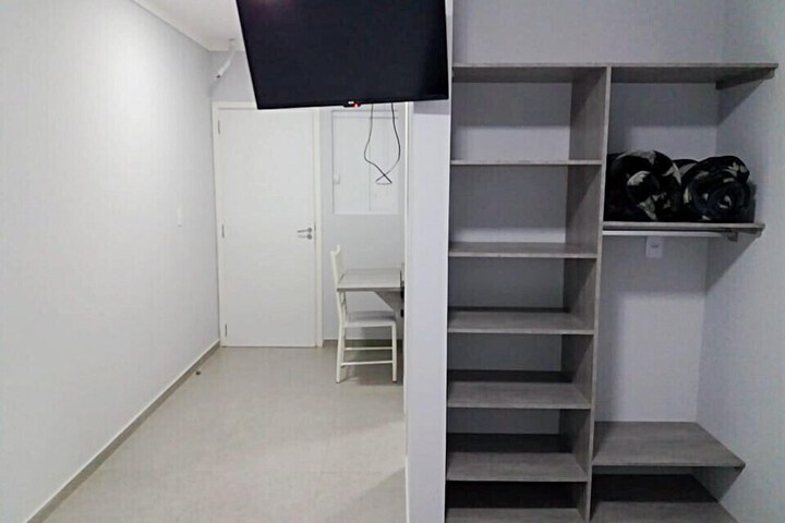 Room 5 of 12