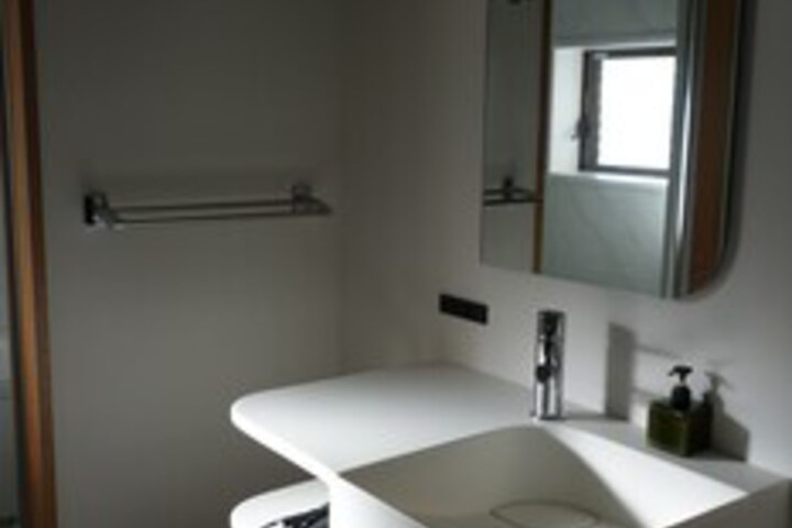 Room 3 of 13