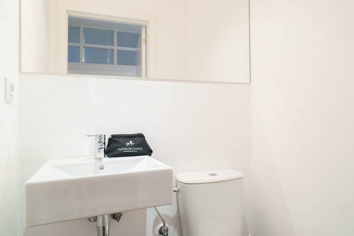 Room 204 of 226