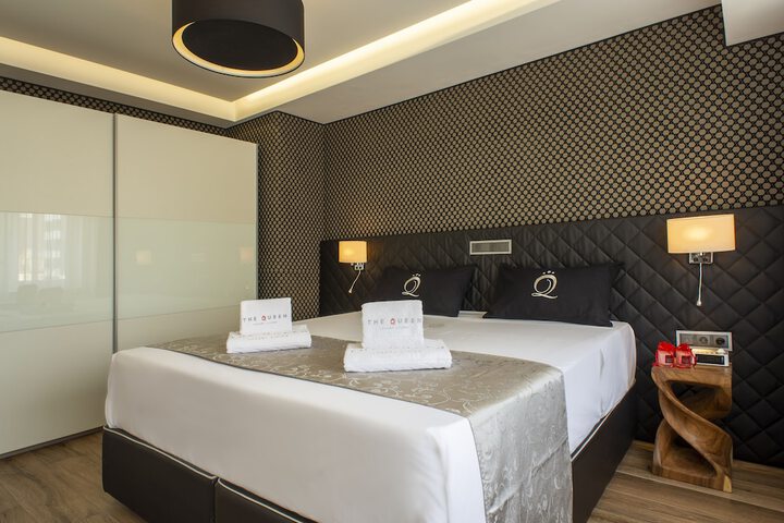 Room 71 of 645