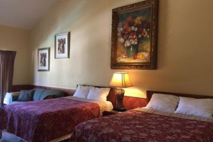 Room 40 of 130