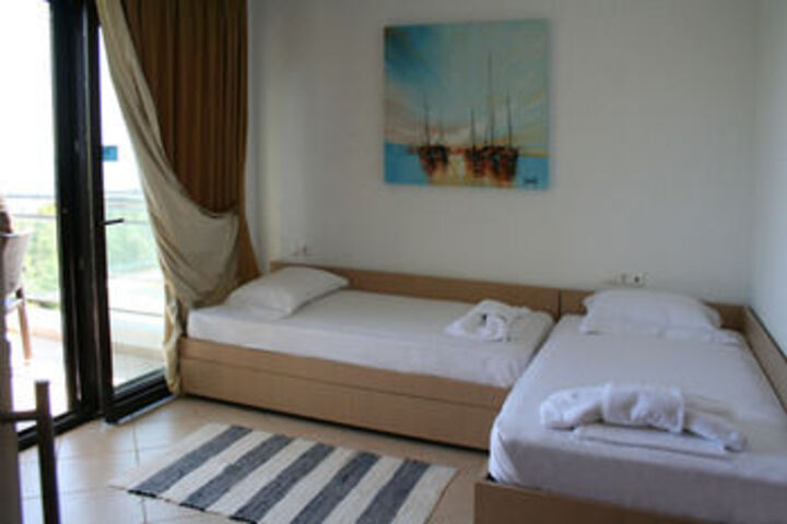 Room 22 of 51