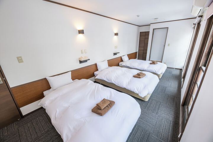 Room 26 of 61