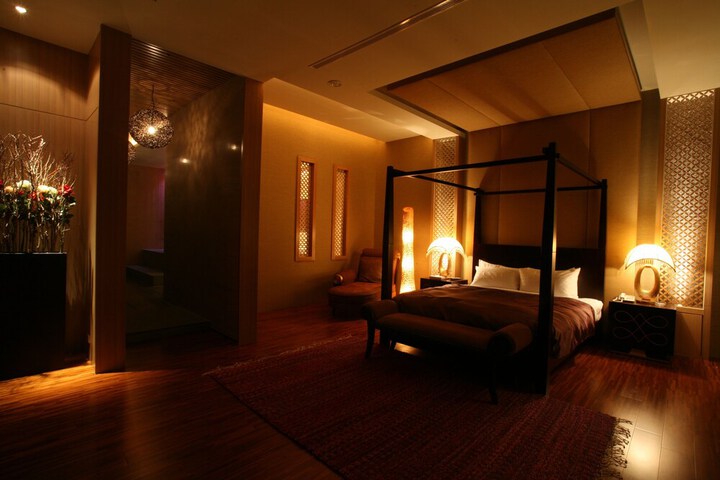 Room 5 of 71