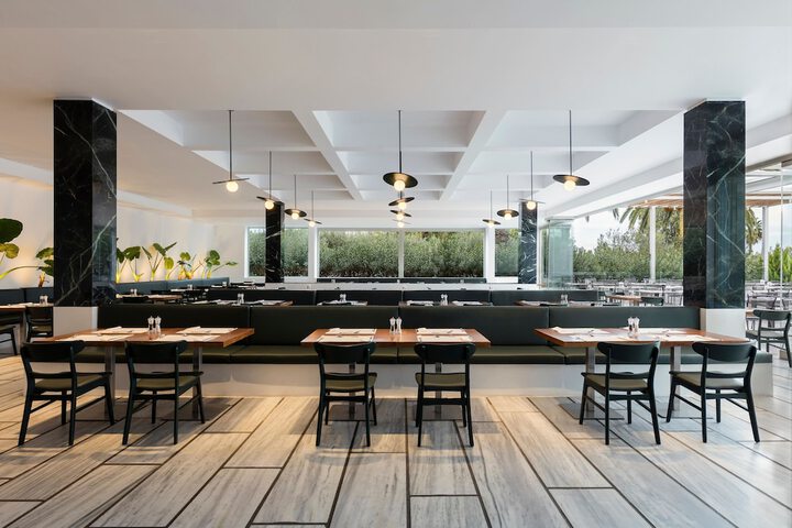 Dining 130 of 227