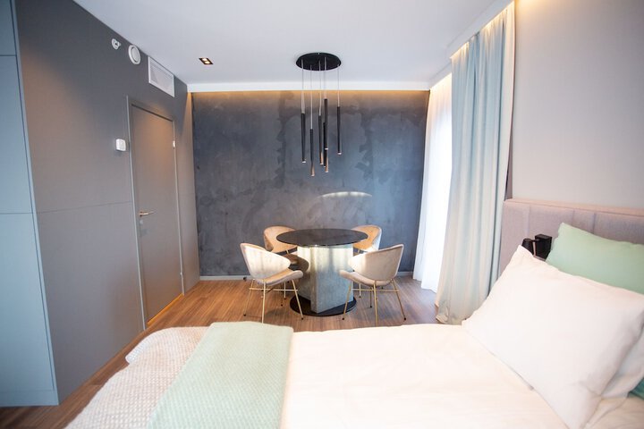 Room 13 of 41