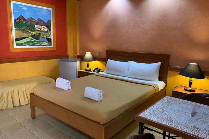 Room 20 of 37