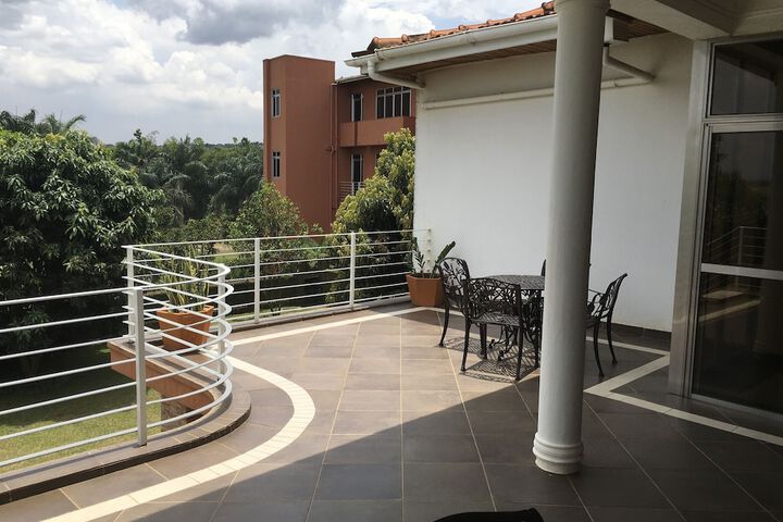 Terrace/Patio 46 of 130