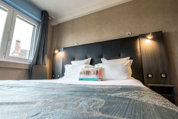 Room 26 of 71